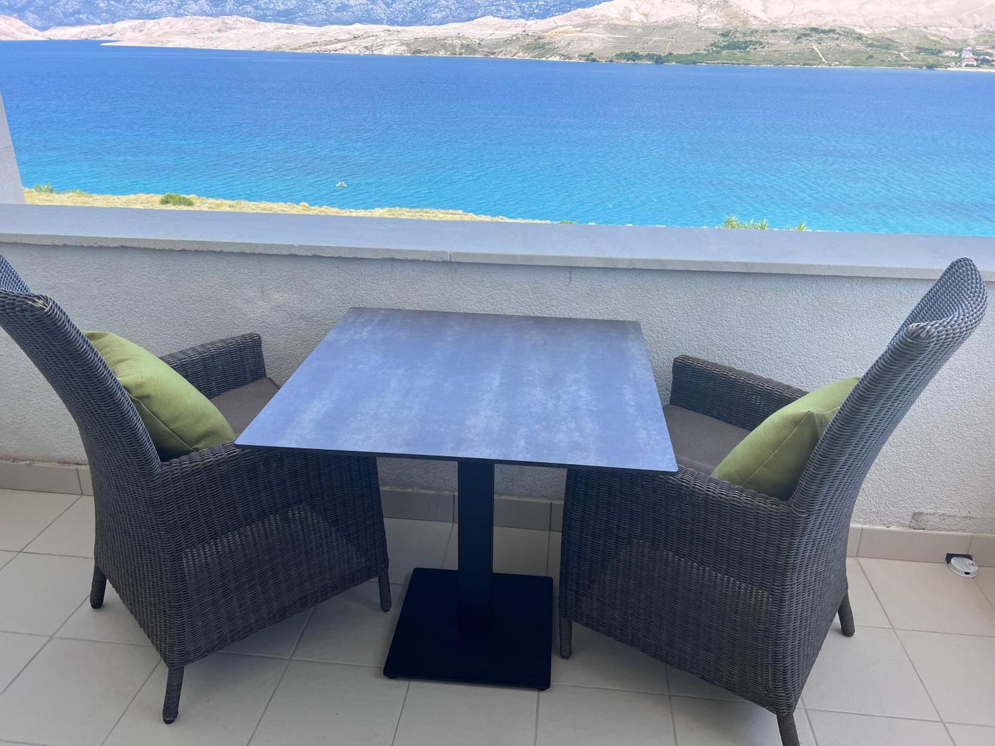 Studio Apartma Pag Blue Ocean 1 With Sea View Паг Екстериор снимка